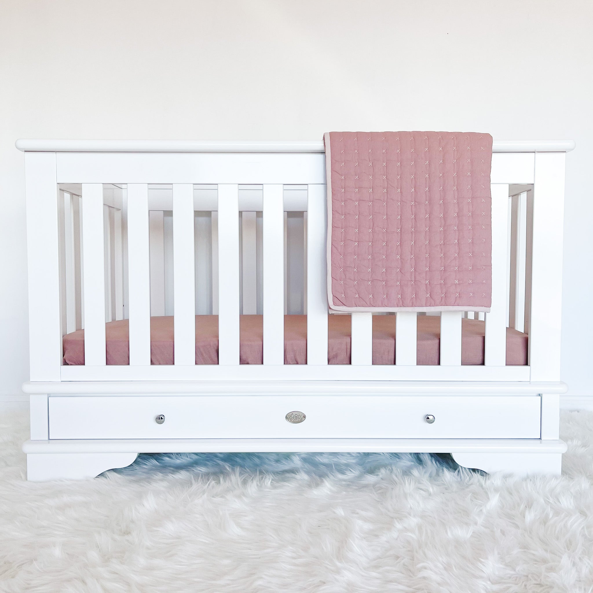 Contemporary Cot with 7 Drawer Chest