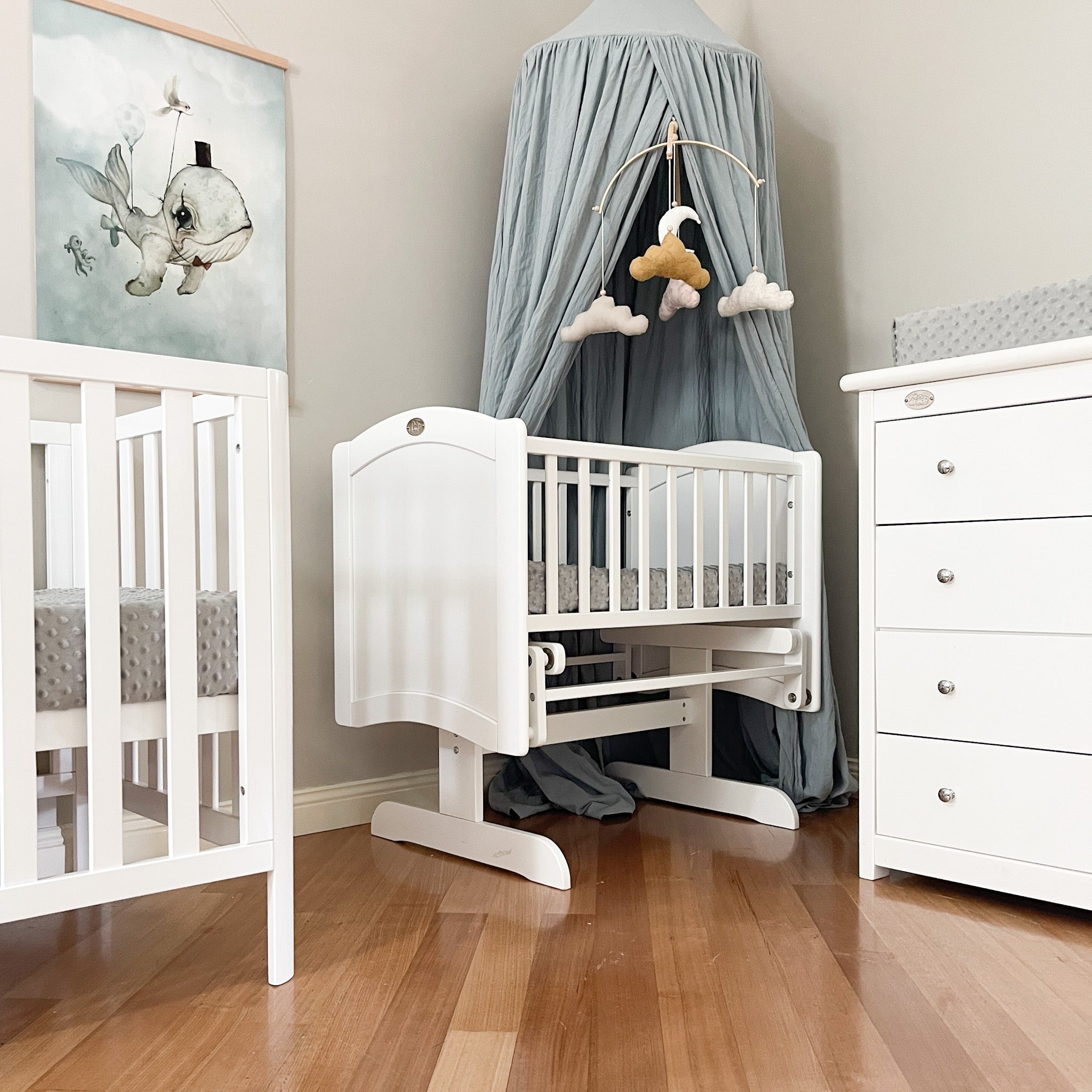 Modern Cot with Chest and Cradle