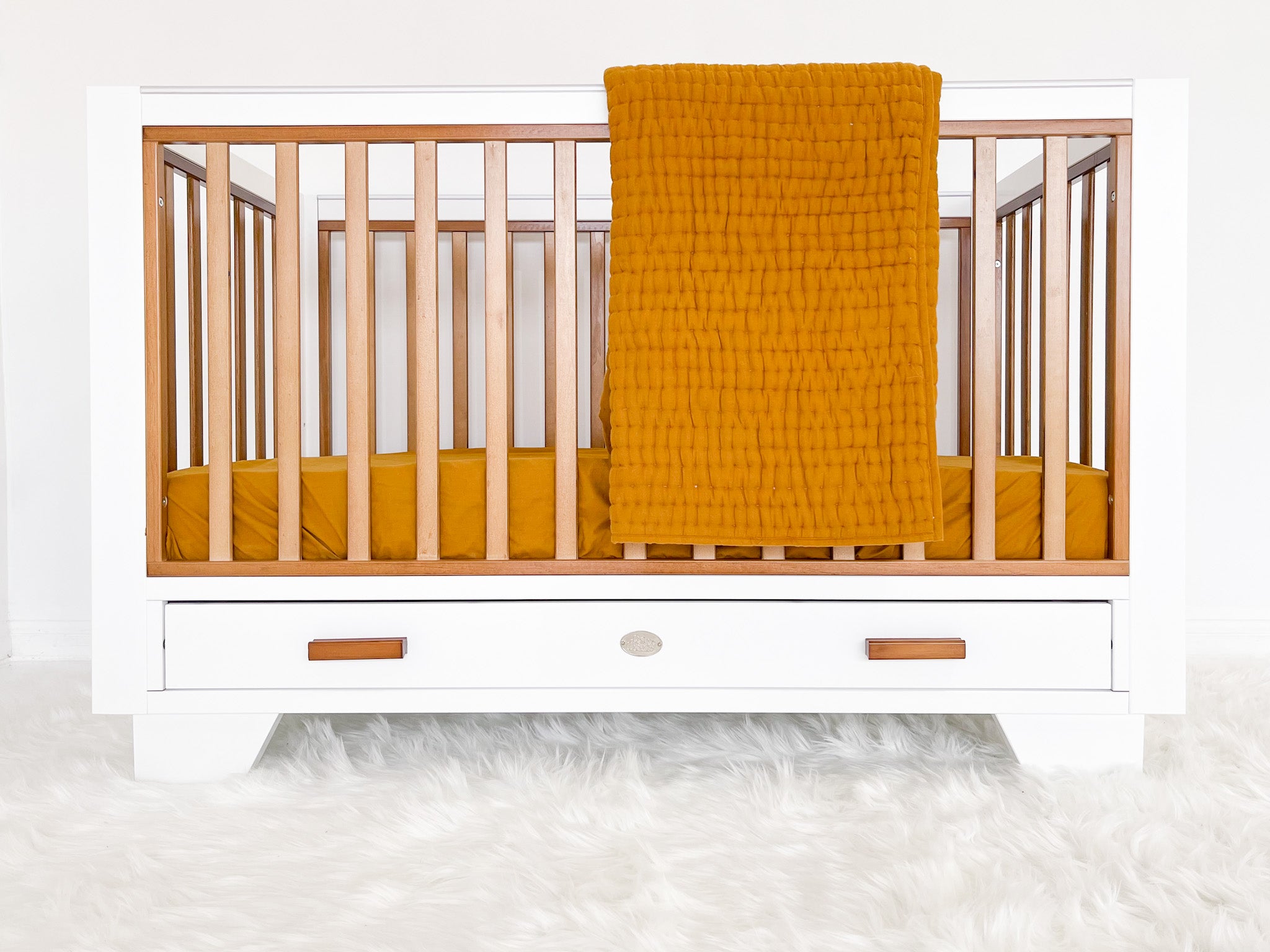 Two Tone Cot